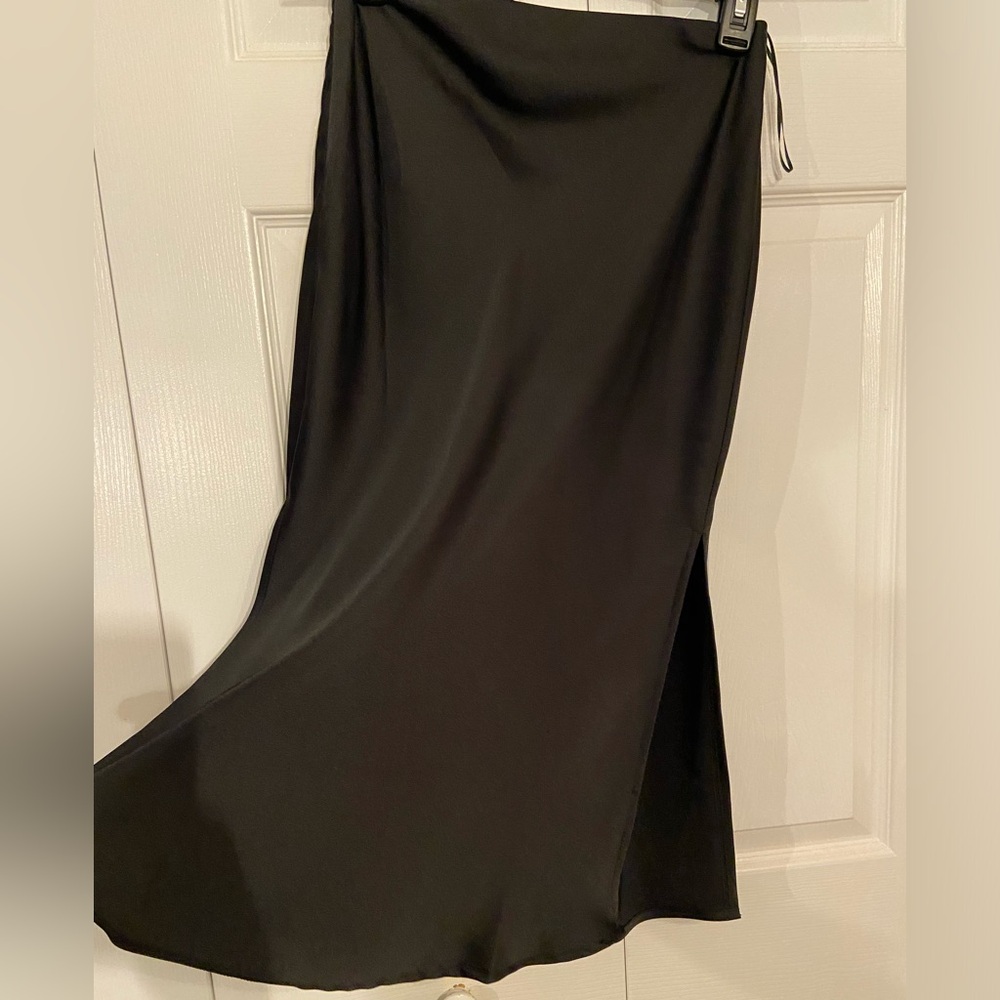 NWT | Princess Polly | Women’s Midi Skirt | size US 2